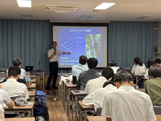 アフリカの野生チンパンジー調査から学んだこと1